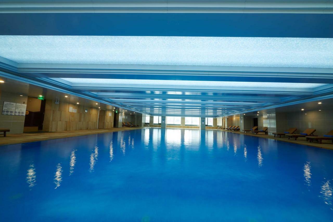 ホテル ノボテル グイヤン パンジアン 貴陽市 エクステリア 写真